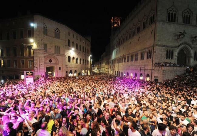 Residenza La Mandorla Lägenhet Perugia Exteriör bild